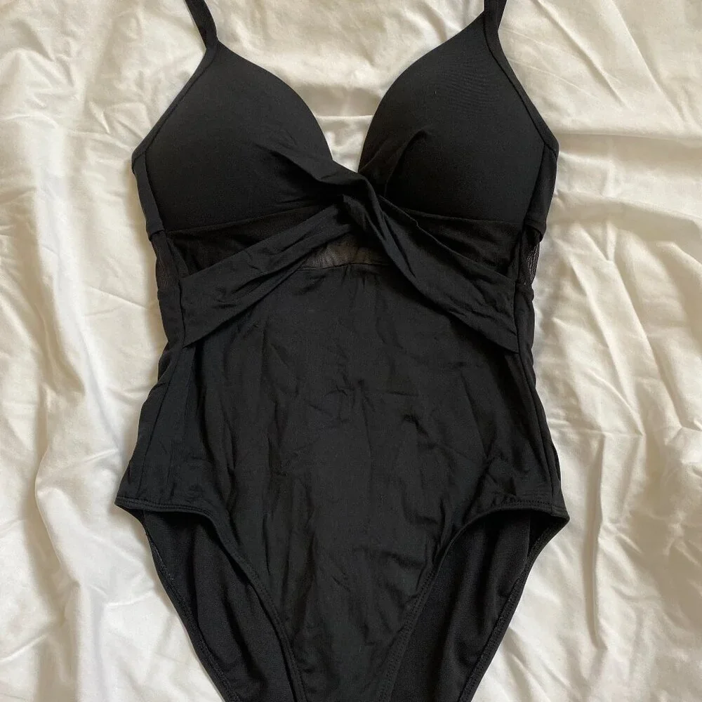 LIZ CLAIBORNE black one piece bathing suit, sz 8.